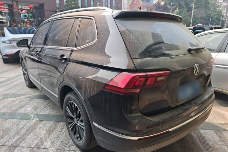 Used Volkswagen Tiguan L 2019 Updated Version 330TSI Automatic Two-Wheel Drive Panoramic Comfort Edition China VI Standard