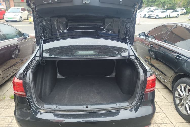 Used Volkswagen Lavida 2019 Lavida Start 1.5L Automatic Comfort Edition China VI Standard Trunk