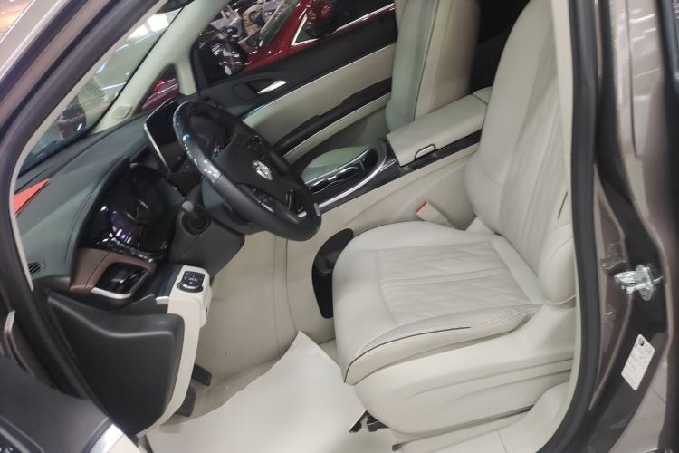 Used Buick GL8 2022 Land Business Class 652T Luxury Model
