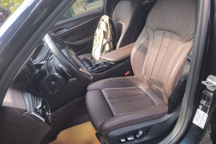 Used BMW 5 Series 2023 530Li Luxury Edition M Sport Package