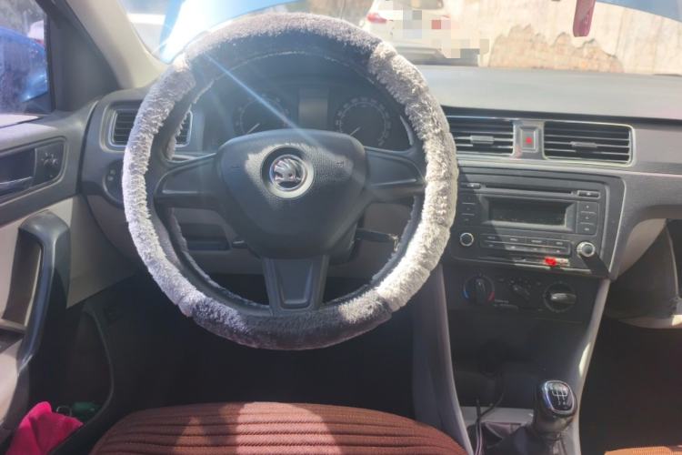 Used Skoda Rapid 2016 1.6L Manual Trend Edition
