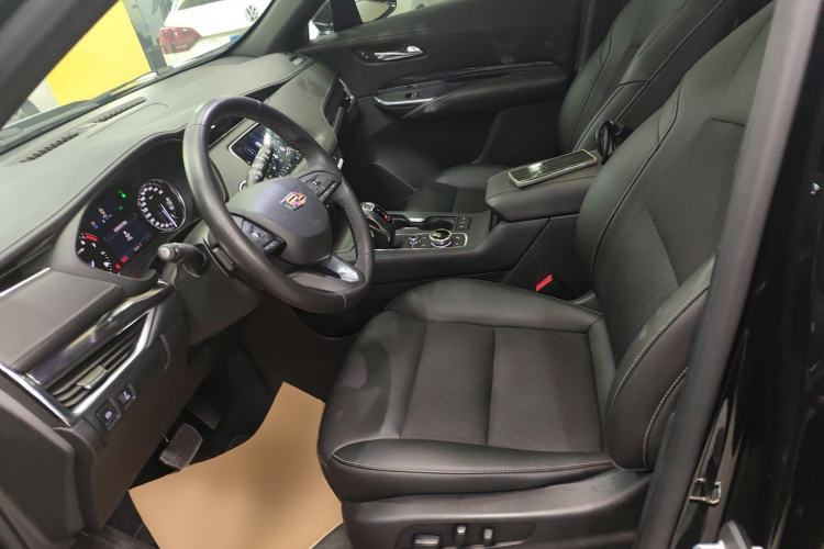 Used Cadillac XT4 2018 28T Two-Wheel Drive Tech Version
