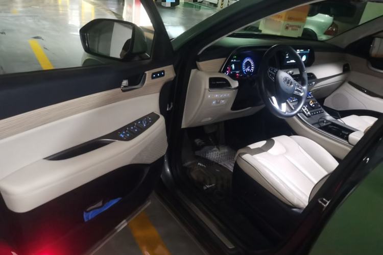 Used Hyundai Palisade 2021 3.5L Automatic 4x4 GLS
