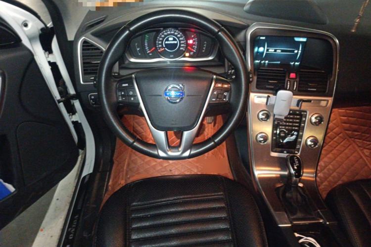 Used Volvo XC60 2016 T5 Smart Upgrade Model