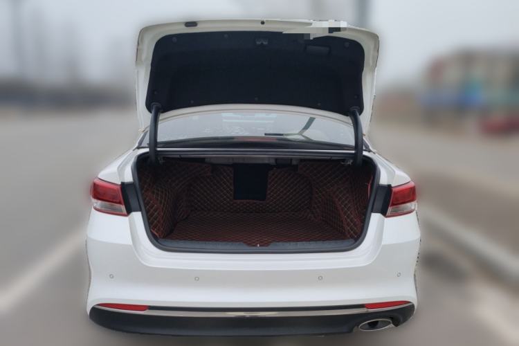 Used Kia K5 2016 2.0L Automatic GLS