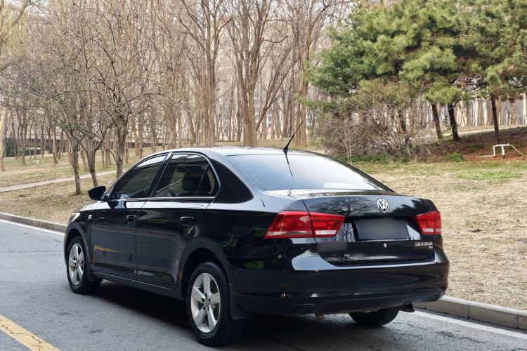 Used Volkswagen Santana 2015 1.6L Manual Comfort Edition