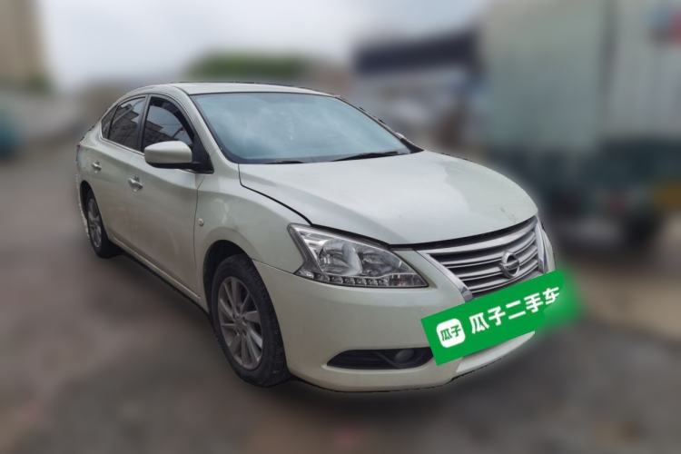 Used Nissan Sylphy 2014 1.6XV CVT Deluxe Edition Front Right 45 Deg