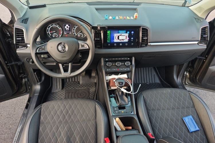 Used Skoda Karoq 2019 TSI280 SmartDrive Luxury Edition China VI standard Center Console