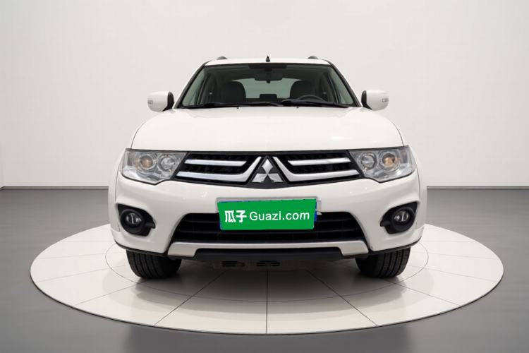Used Mitsubishi Pajero Sport 2013 3.0L Automatic Two-Wheel Drive Luxury Edition Front