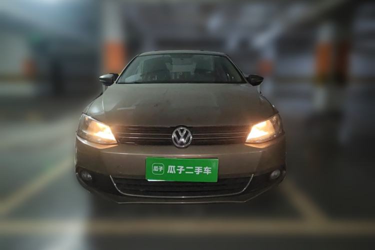 Used Volkswagen Sagitar 2012 1.6L Automatic Comfort Edition Front