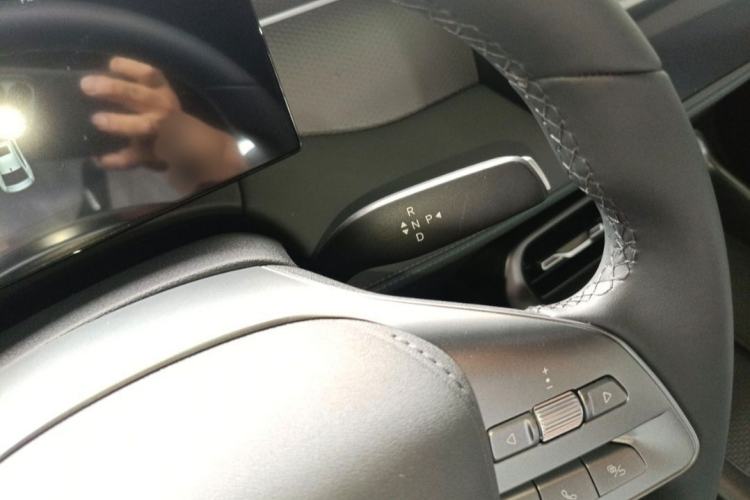 Used BYD Qin PLUS 2026 DM-i 128KM Progressive Model Interior 8