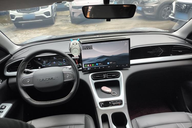 Used Geely Galaxy Geome 2025 UP 410km Exploration Edition
