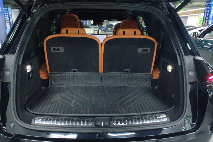 Used Li Auto L8 2023 Pro Model
