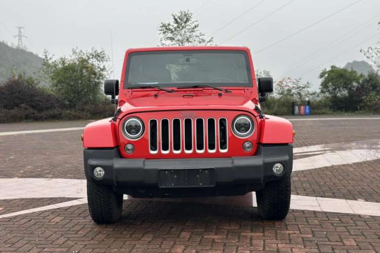 Used Jeep Wrangler 2017 3.0L Sahara Four-Door Comfort Edition
