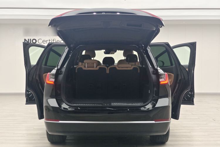 Used Nio ES8 2020 415 km Range 7-Seater Version Trunk