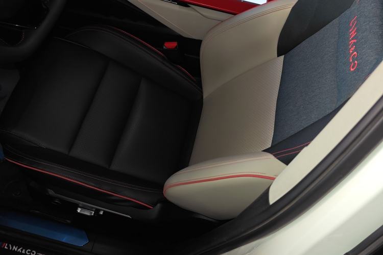 Used Lynk & Co 06 2020 1.5T YAO Halo
