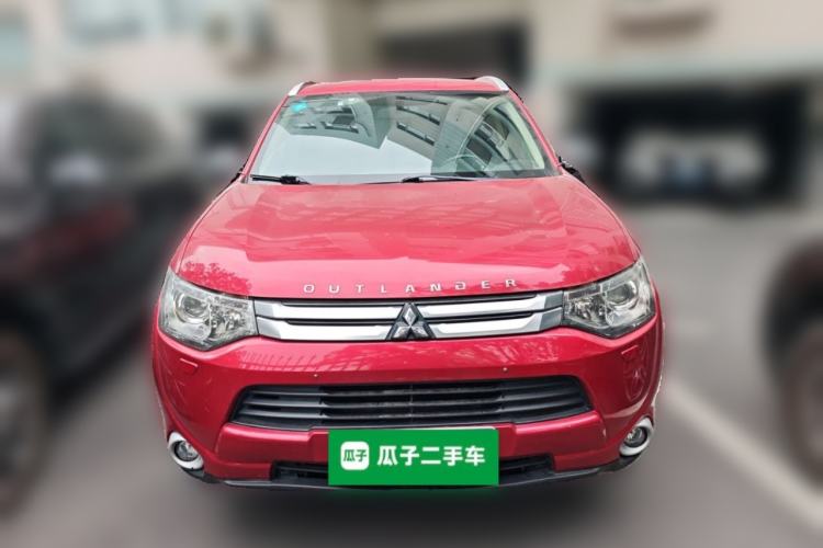 Used Mitsubishi Outlander 2014 2.4L 4x4 Deluxe Value Edition 5 Seats