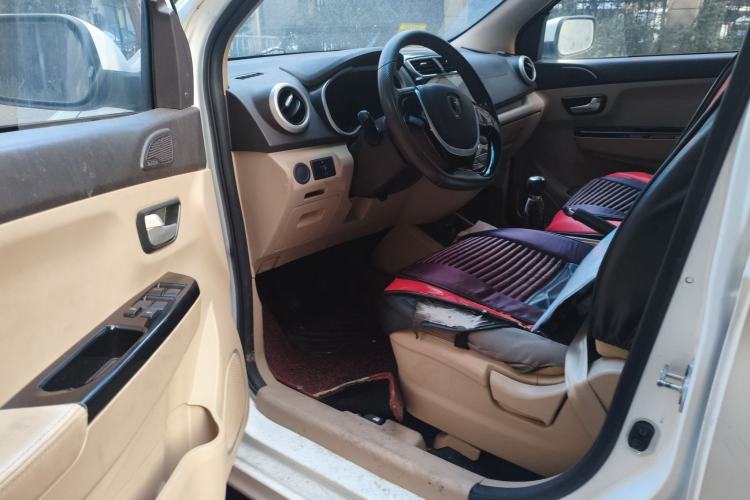 Used Jinbei 750 2016 1.5L Luxury Model