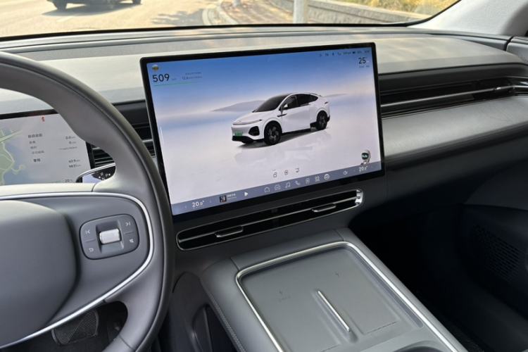 Used XPeng G6 2025 625 Long-Range Max Flagship Edition
