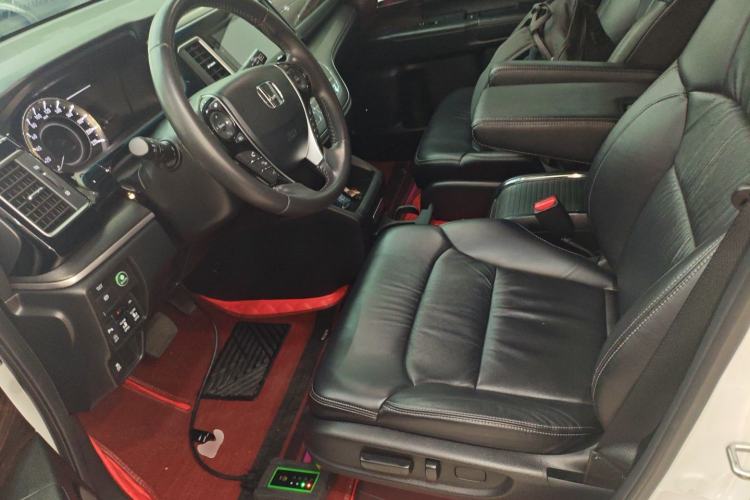 Used Honda Elysion 2016 2.4L Luxury Edition
