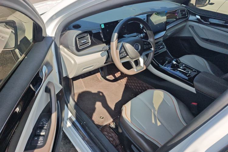 Used BYD Qin PLUS 2024 Honor Edition EV 420KM Leading Model Driver Seat