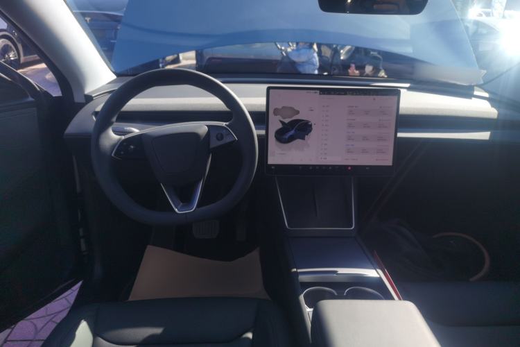 Used Tesla Model Y 2025 Long-Range All-Wheel Drive First Edition