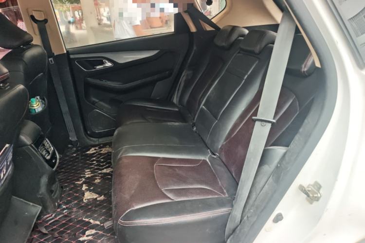 Used Baojun 560 2015 1.8L manual luxury version