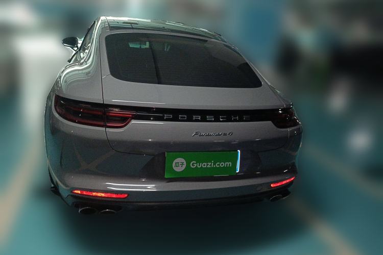 Used Porsche Panamera 2017 Panamera 4 Executive Long Wheelbase 3.0T
