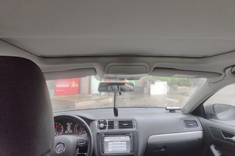 Used Volkswagen Sagitar 2014 1.4TSI Automatic Luxury Model Headliner