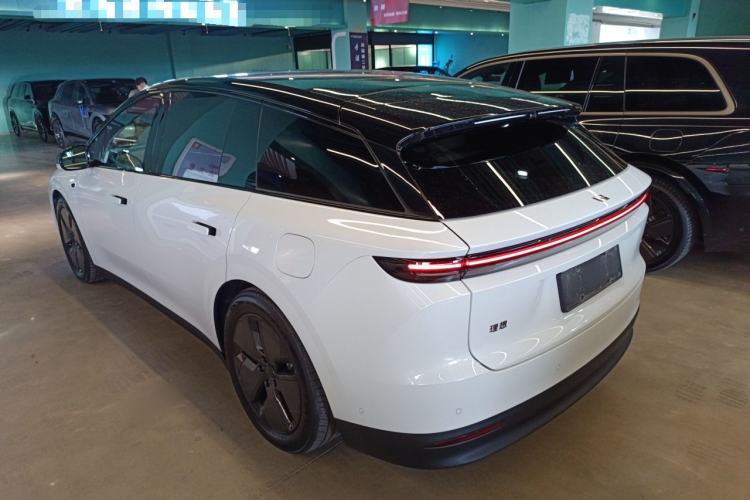 Used Li Auto i6 2025 Model Two-Wheel-Drive Standard Type