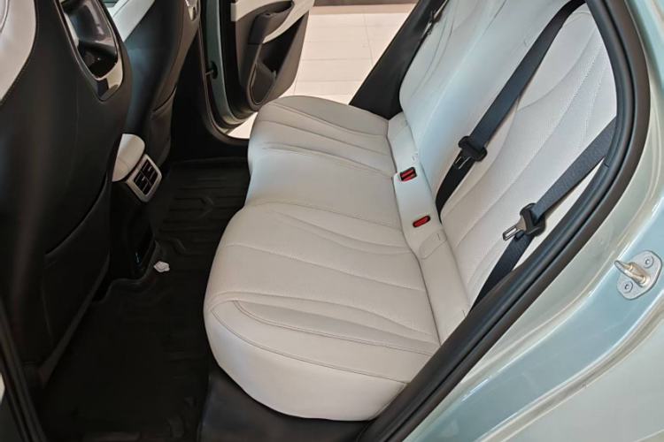 Used BYD Seal 06 New Energy 2024 DM-i 120KM Prestige Model
