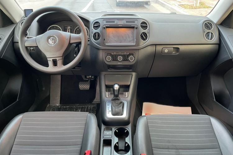 Used Volkswagen Tiguan L 2016 300TSI Automatic Two-Wheel Drive Trend Edition
