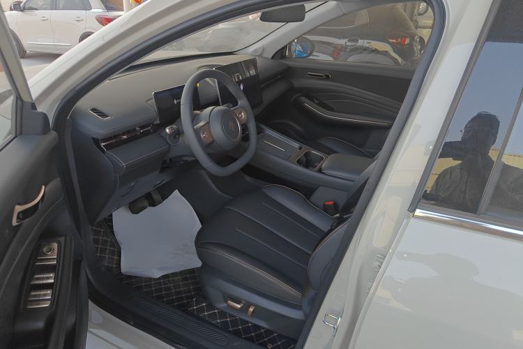 Used Baojun Yunhai 2025 Model 500km Pure Electric Travel Edition Left Front Seat