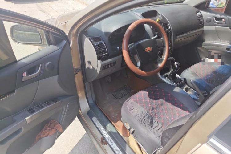 Used Geely Auto Classic Emgrand 2012 Sedan 1.8L Manual Luxury Model Driver Seat