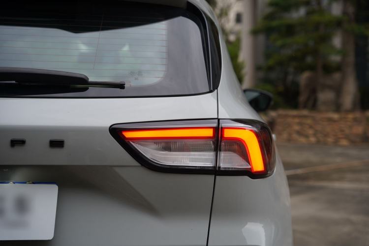 Used Ford Escape 2023 EcoBoost 245 Four-Wheel Drive ST-LINE Pro Trim