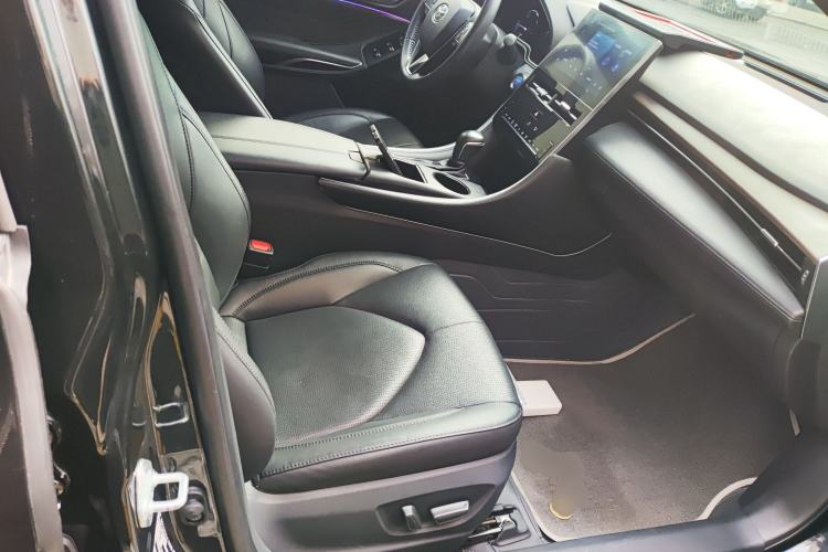 Used Toyota Avalon 2023 Dual-Engine 2.5L Luxury Edition Right Front Seat