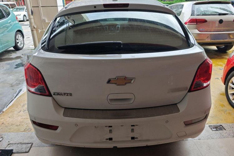 Used Chevrolet Cruze 2013 Hatchback 1.6L Automatic Luxury Model