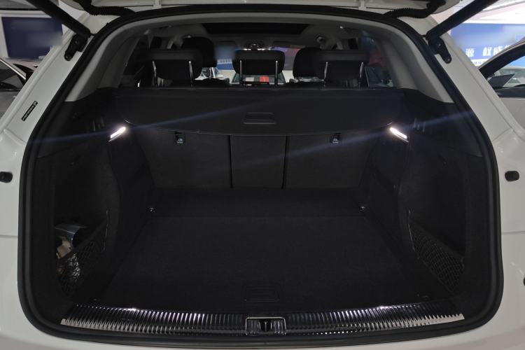 Used Audi Q5L 2023 40T Fashionable and Dynamic Edition
