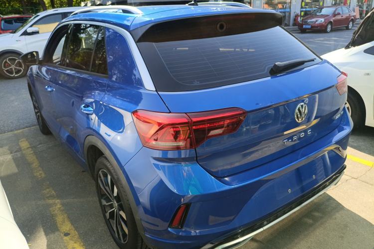 Used Volkswagen T-ROC 2020 280TSI DSG Two-Wheel Drive R-Line Pro
