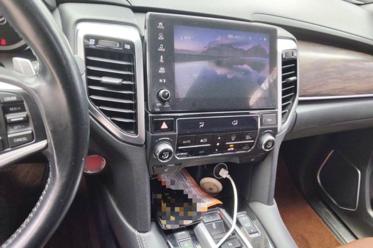 Used Honda UR-V 2017 370TURBO Four-Wheel Drive Prestige Edition China V Audio And AC Panel