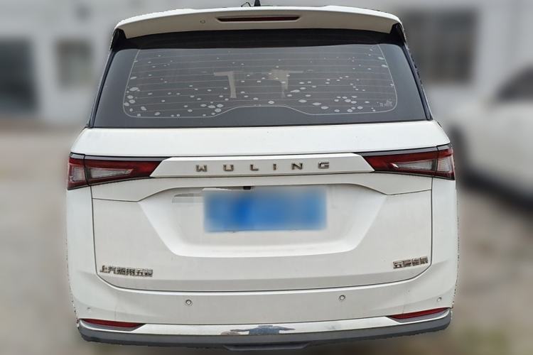Used Wuling Jiachen 2022 1.5T Manual Light Enjoyment Dynamic Version
