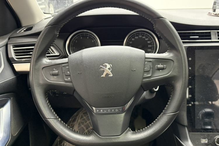Used Peugeot 408 2018 Revised 350THP Automatic Luxury Edition Steering Wheel