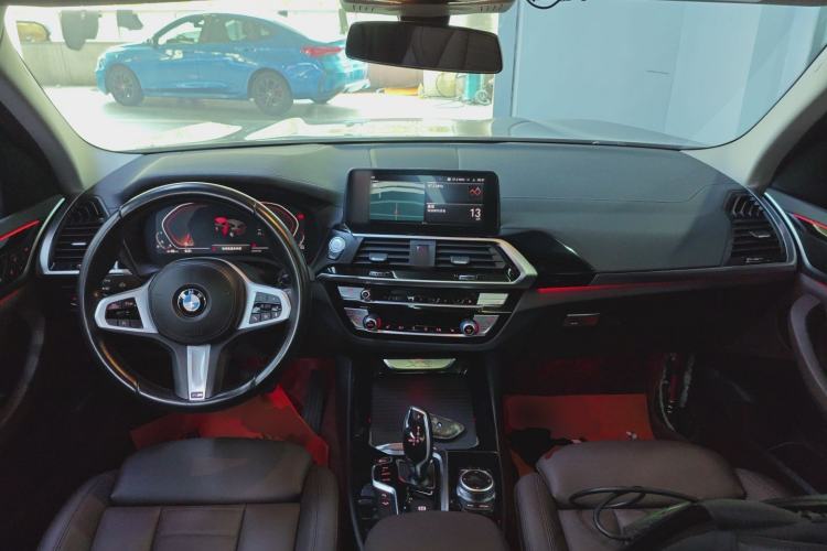 Used BMW X3 2021 xDrive25i M Sport Package Center Console