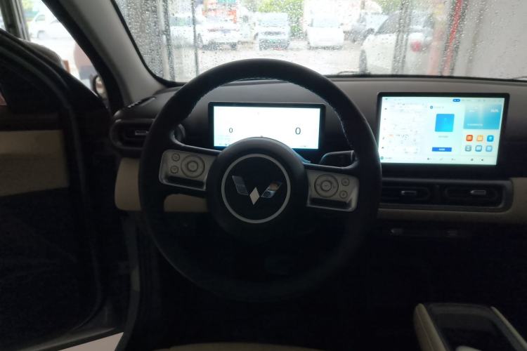 Used Wuling Bingo PLUS 2024 510 km Flagship Edition Four-Seater Version Steering Wheel