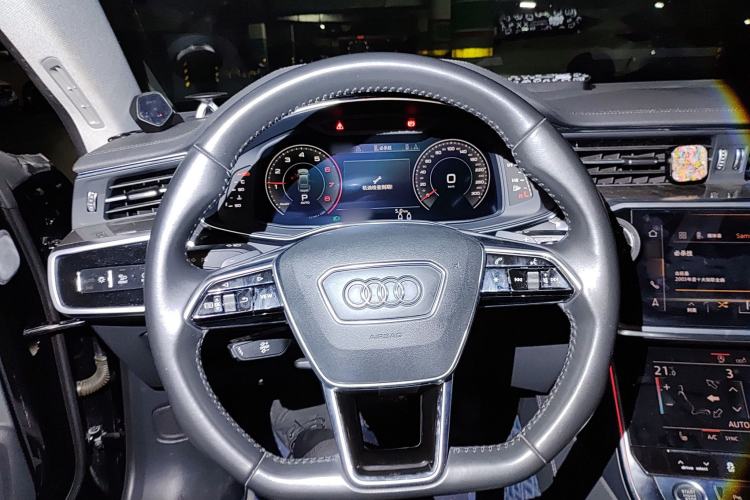 Used Audi A7 2019 55 TFSI quattro Dynamic Edition Steering Wheel