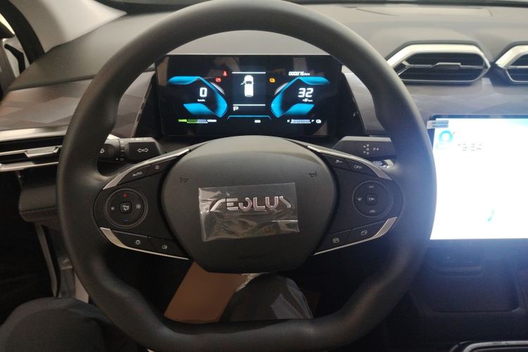 Used Dongfeng Aeolus SKY EV01 2025 530 km AIR Elite Edition
