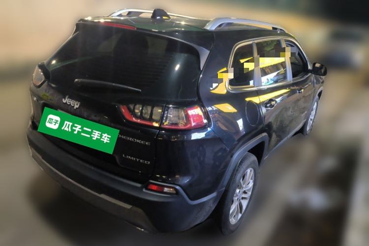 Used Jeep Cherokee 2019 2.0T Two-Wheel Drive Smart Enjoyment Version China V