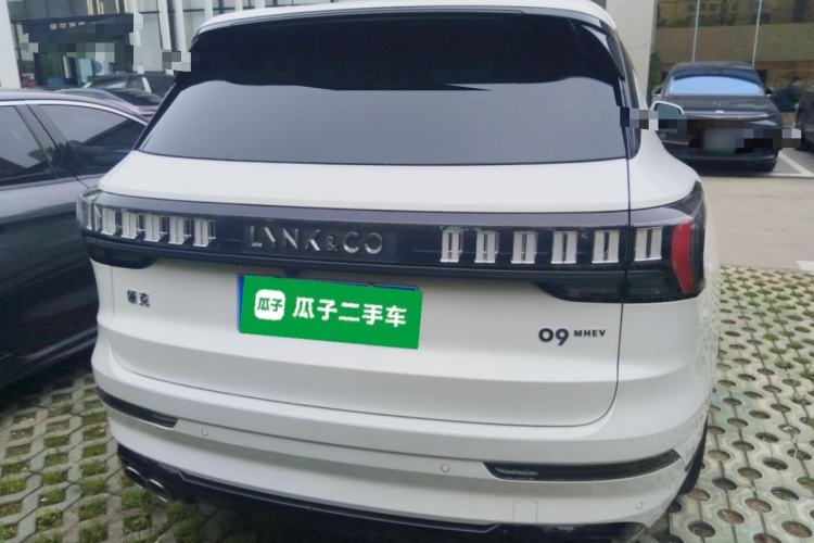 Used Lynk & Co 09 2021 2.0T Halo Six-Seater
