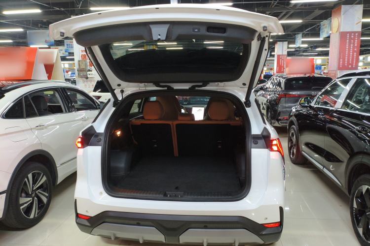 Used Geely Galaxy L7 2025 EM-i 115km Exploration+ Edition Trunk