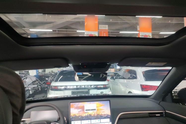 Used Dongfeng eπ eπ008 2024 210Max Range-Extended Version 6 Seats